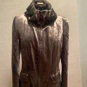 Luxury velvet jacket with zipper in front, Electric gray/silver  color